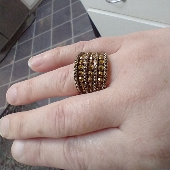 4 Gorgeous Stretch Rings! #R6 - Picture 5 of 8